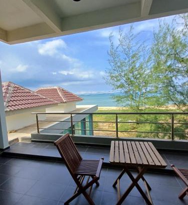 Pantai Penarik House | Mengkuang Villa - Family Deluxe Room