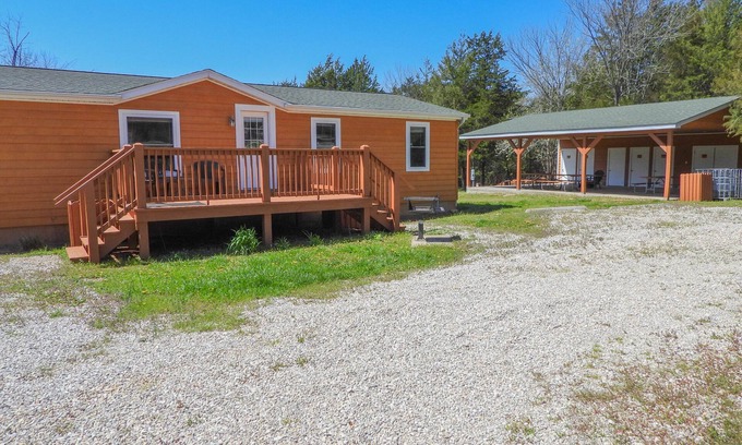 Bourbon House | Meramec Hideaway Riverside private vacation home