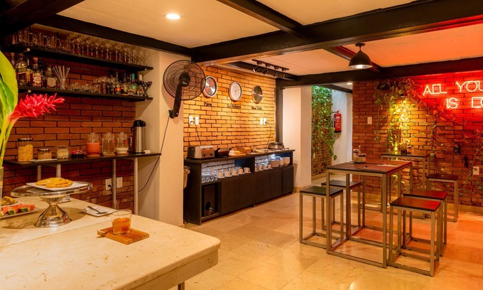Centro Havana Bed & Breakfast | Merced Luxury Boutique in Havana