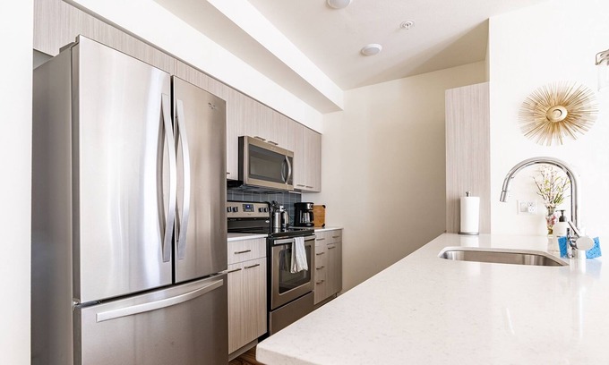 Mercer Island Apartment | Mercer Island Cozy 1 BR | FastWifi | Sophari