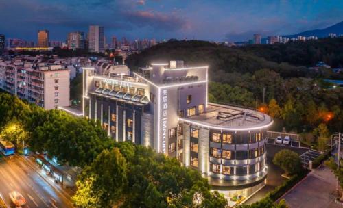 Qixia District Hotel | Mercure Nanjing Hongshan