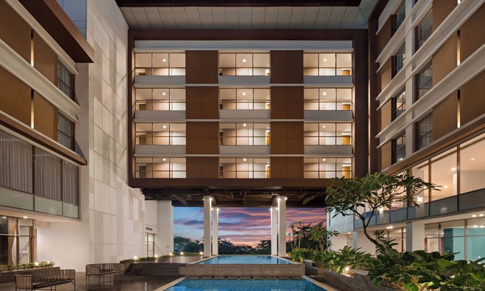 Padang Hotel | Mercure Padang