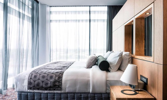 Prestons Hotel | Mercure Sydney Liverpool