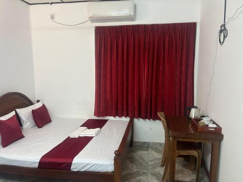 Jaffna House | MercuryFM 109 Guest House - Jaffna Temple road 77