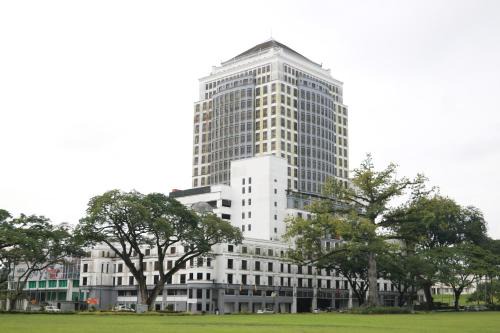 Kampung Lintang Hotel | Merdeka Palace Hotel & Suites