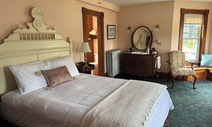 Meredith Bed & Breakfast | Meredith Inn