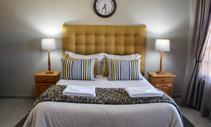 Dihlabeng House | Merino Guest Farm