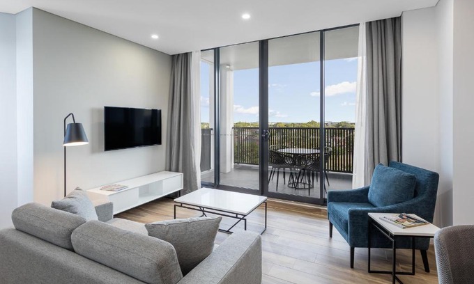 Mascot Hotel | Meriton Suites Coward Street, Mascot