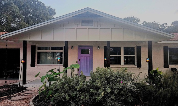 Ocean City House | Mermaid Cottage: Themed house! 5 mi. from pier, 3br, grill, deck, bunk bed