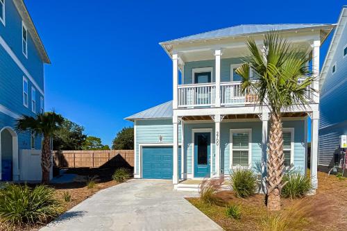 Panama City Beach House | Mermaid Cove Lagoon