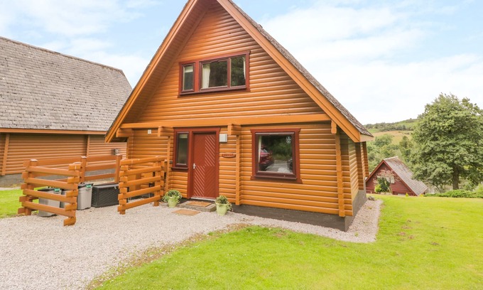 Sandyhills Cabin | MERRICK, family friendly, country holiday cottage in Colvend