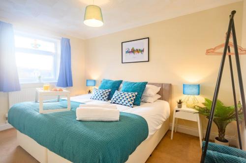 Newport Apartment | Merriotts Court - Parking - WIFI