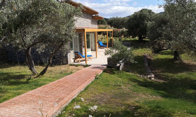 Samos House | Mertziki, Delta House, private beach