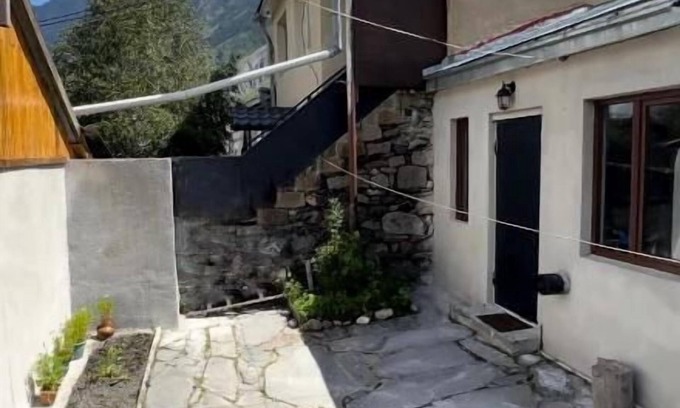Stepantsminda Apartment | Meshia Apartment