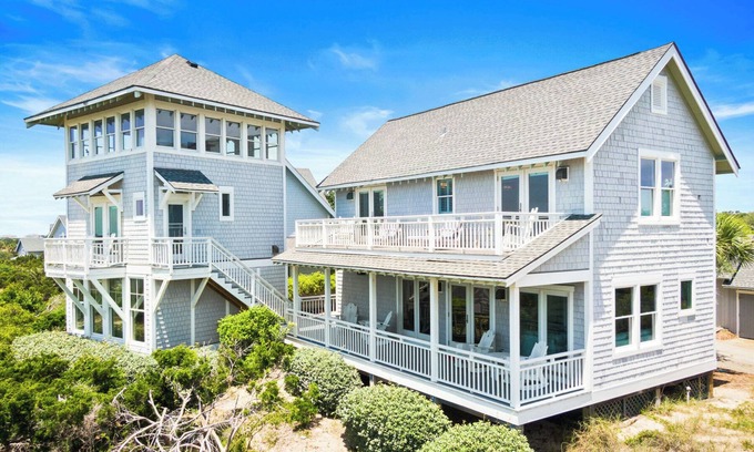 Flora's Bluff House | Mesmerizing Views 4 BR Plus Pet Friendly Bhi Club 5 Star Home Experience