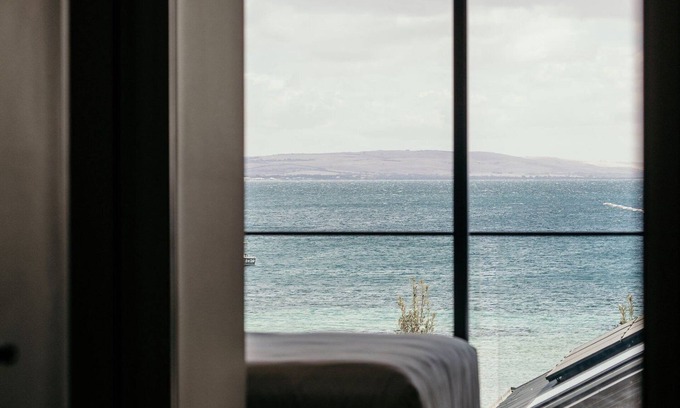 Port Lincoln Apartment | Met Apartments