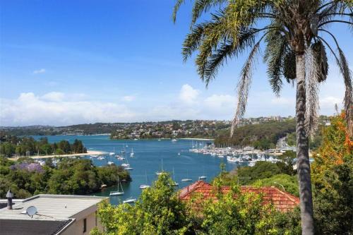 Seaforth House | MetaWise Luxe 6 Bed Ocean View Family Home in Seaforth