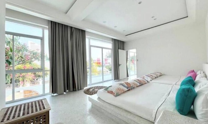 South Pattaya Villa | [Meteor Garden Villa] 6 bedrooms, 8 beds, 100 meters from Jomtien Beach