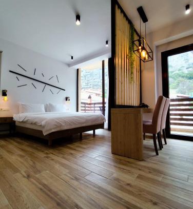 Kalambaka Apartment | Meteora Gold and Glass Suites