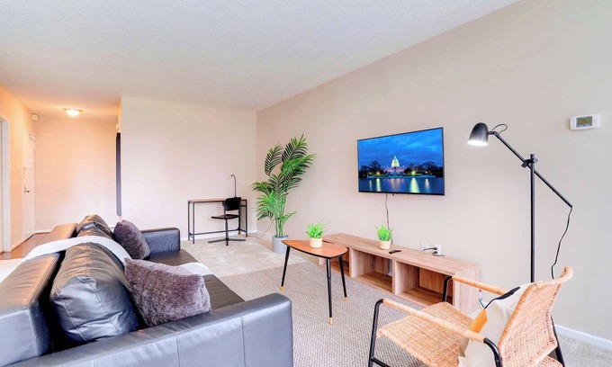 Aurora Highlands Apartment | Metro-Connected Arlington Gem