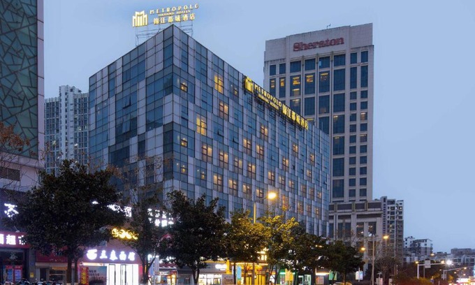 Runzhou Qu Hotel | Metropolo Hotel Zhenjia Wanda Plaza Railway Station