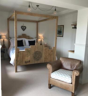 Portmellon Apartment | Mevagissey Boutique Flatlet with sea and countryside views