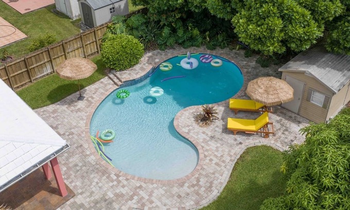 Olympia Heights House | Mexican Dream |FITS 14| Big Pool