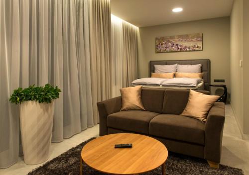 Mlada Boleslav Apartment | MG Restaurace/Luxury Apartments
