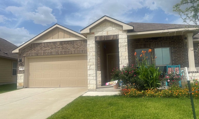 Southwood Valley House | Mi Casa es Su Casa - My Home is your Home.n15 Mins. to TAMU Stadium.