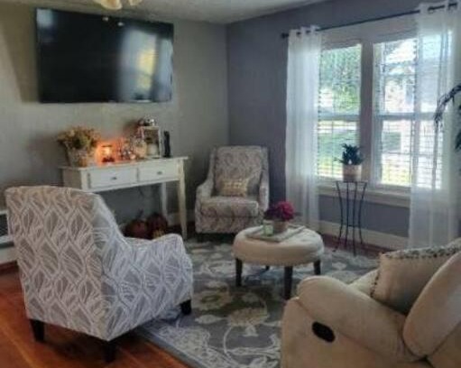 Rupert House | Mi Casa, Tu Casa