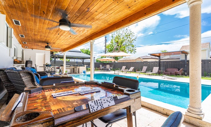 Ludlam House | Miami Palm House with Heated Pool & BBQ/BAR