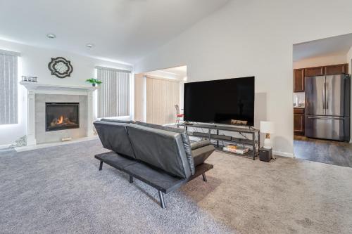 Romulus House | Michigan Home with Yard, 3 Mi to Detroit Airport