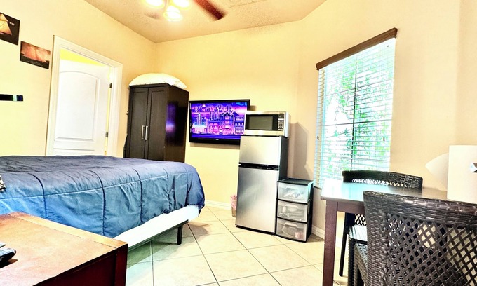 McCullough Hills Apartment | Micro Apt! Separate Entrance! - 30 Day or Longer Stay