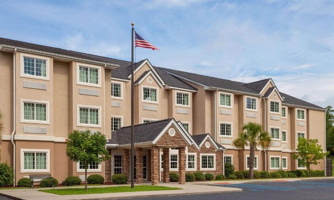 Columbia Hotel | Microtel Inn & Suites by Wyndham Columbia