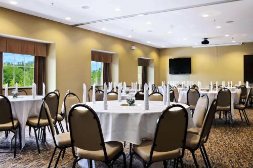 Marietta Hotel | Microtel Inn & Suites by Wyndham Marietta