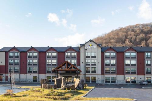 Mont-Tremblant Hotel | Microtel Inn & Suites by Wyndham Mont Tremblant
