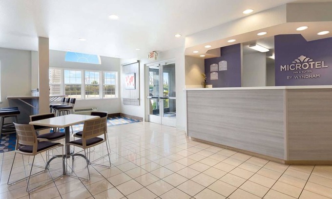 Ceres Hotel | Microtel Inn & Suites Modesto