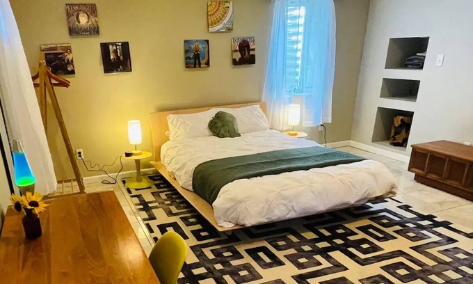 Westminster Apartment | Mid-Century Apple Blossom Suite!