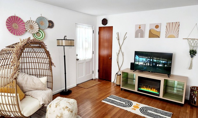 Godfrey House | Mid century + boho getaway on a quiet road in Godfrey. 2BR, 1 BA. WiFi included.