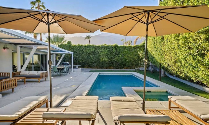 Sunrise Vista Chino House | Mid-Century Estate located in the movie colony neighborhood.