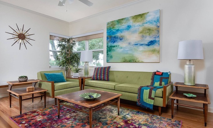 Winter Park Apartment | Mid Century Luxury, 1 block from Park Ave (#3)