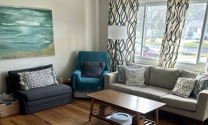 Pittsford House | Mid-century Mod Abode!