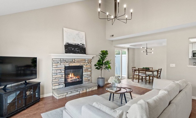 Fort Wayne House | Mid-Century Modern Villa near Dupont and Parkview Hospital