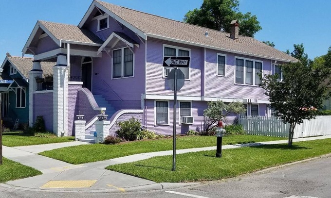 New Orleans Apartment | Mid City/City Park, Corporate/Executive Apt, Clean and Safe Area