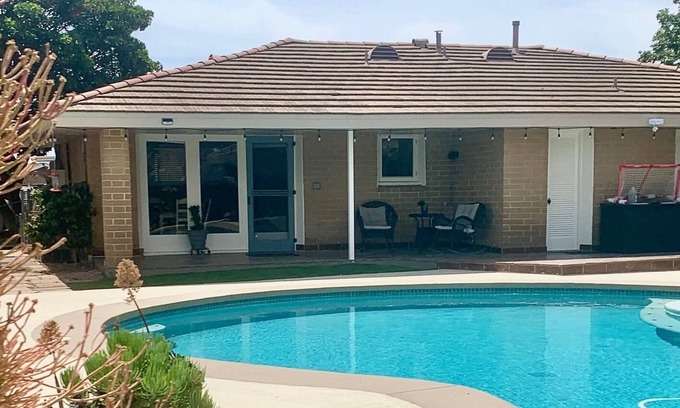 Fallbrook House | MidCentury Modern built in 1949 as a Hollywood get away for the stars.