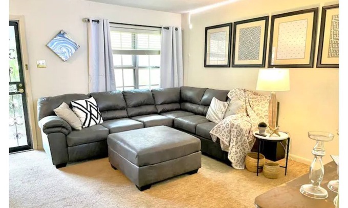 Mid City South Condo | MidCity: Bocage Tuckaway