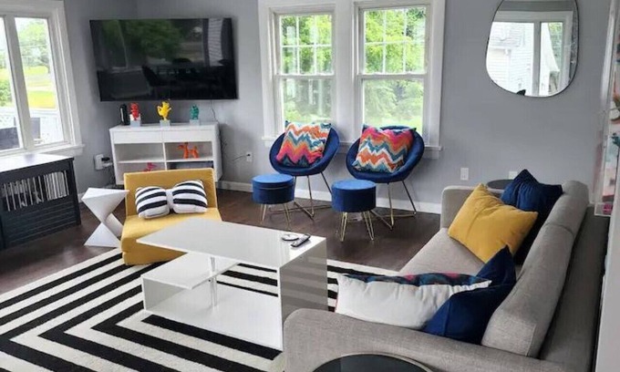 Newport East Apartment | Middletown Modern Apartment - RIBryan Property