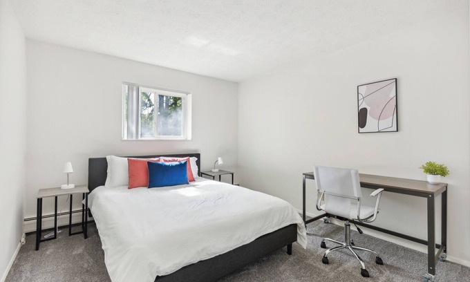 Parma Apartment | Midtown 3229I Cozy & Comfy I Free Parking