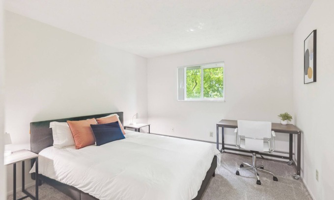 Parma Apartment | Midtown 3402I Cozy & Comfy I Free Parking