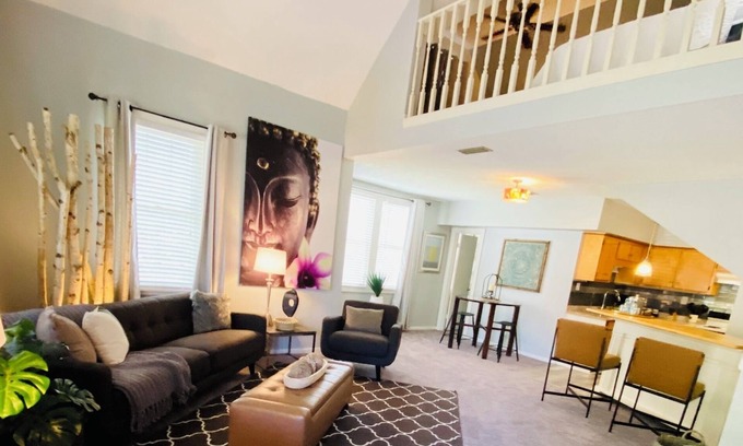 Hannon Park Apartment | Midtown Loft in a Historic four plex in Midtown Mobile